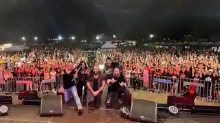 Povestea comunității de fani din jurul trupei Trooper
