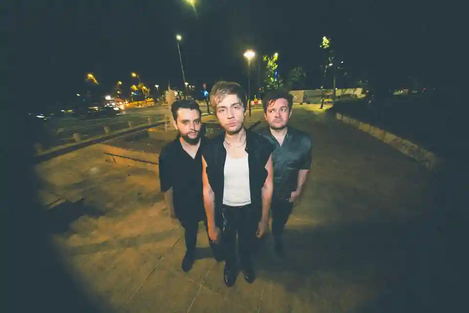 Dimitri's Bats discută despre parcursul artistic și concertul din clubul Expirat