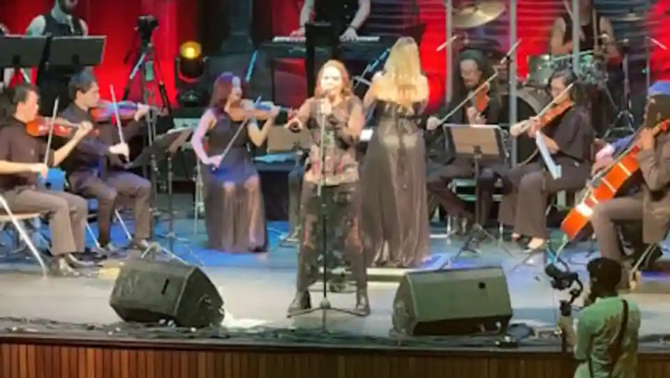 Anette Olzon a interpretat piese Nightwish alături de o orchestră în São Paulo