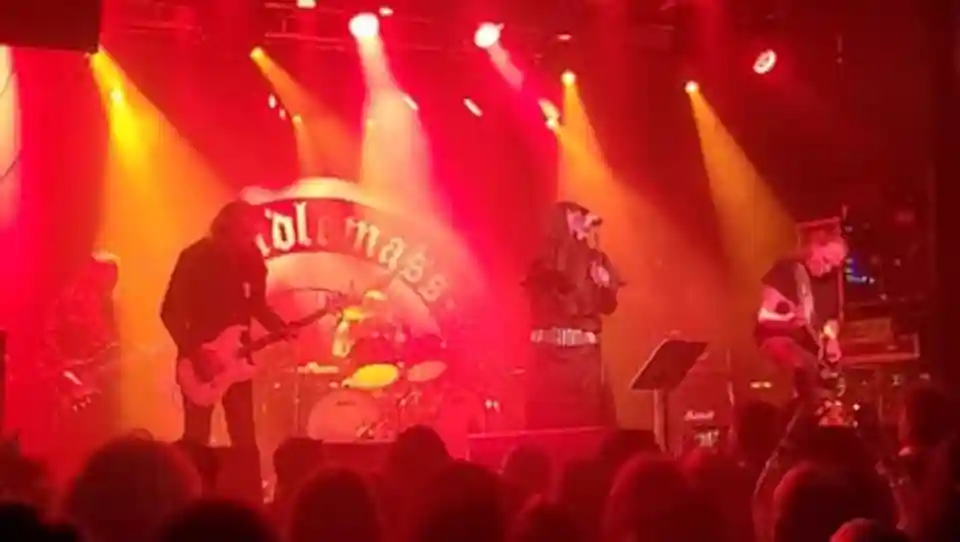 Candlemass a concertat la London Metalfest cu invitați speciali din cauza spitalizării