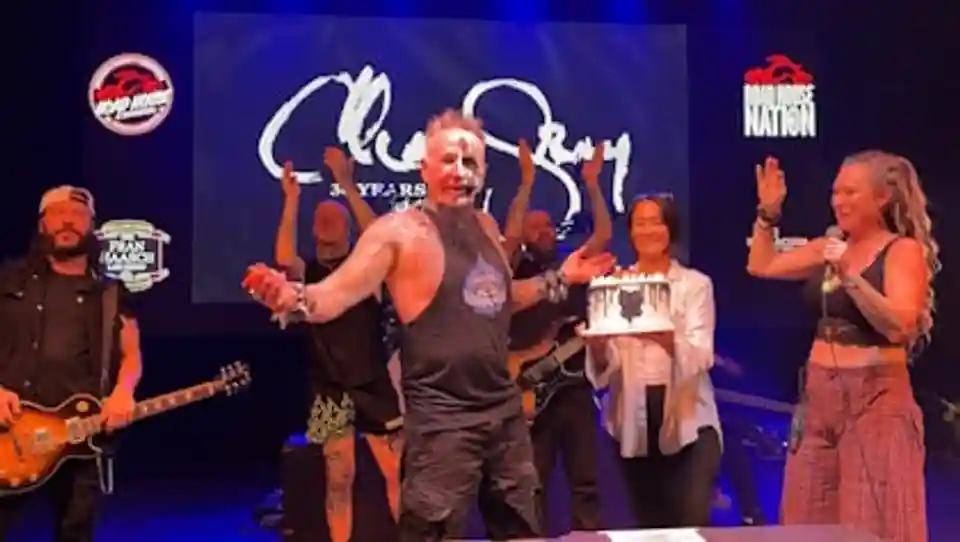 Chad Gray (Mudvayne) și-a sărbătorit ziua de naștere pe scenă în Clearwater
