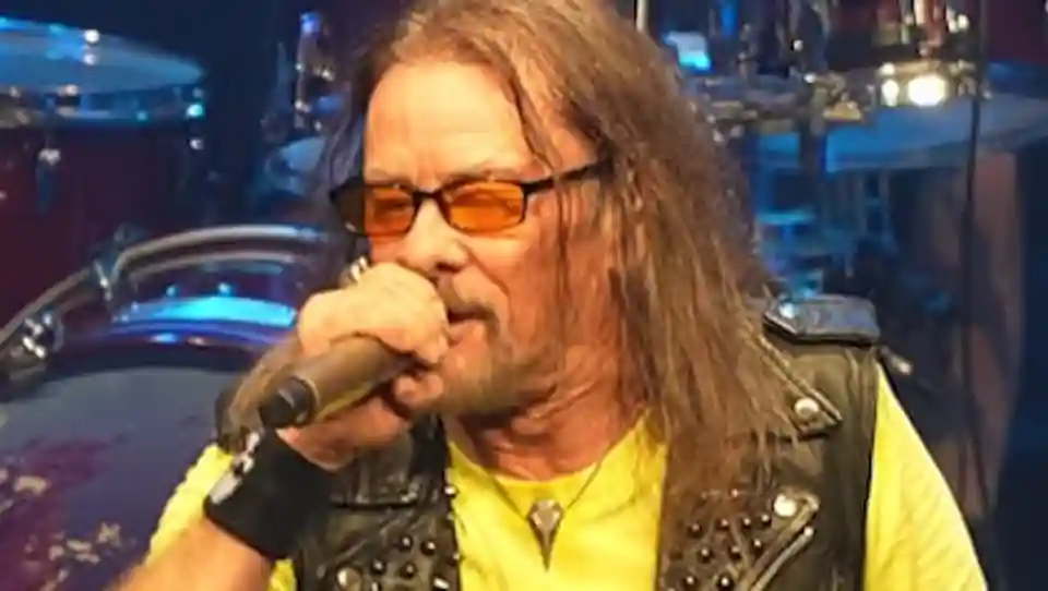 Eric 'A.K.' Knutson explică abordarea sa privind versurile trupei FLOTSAM AND JETSAM