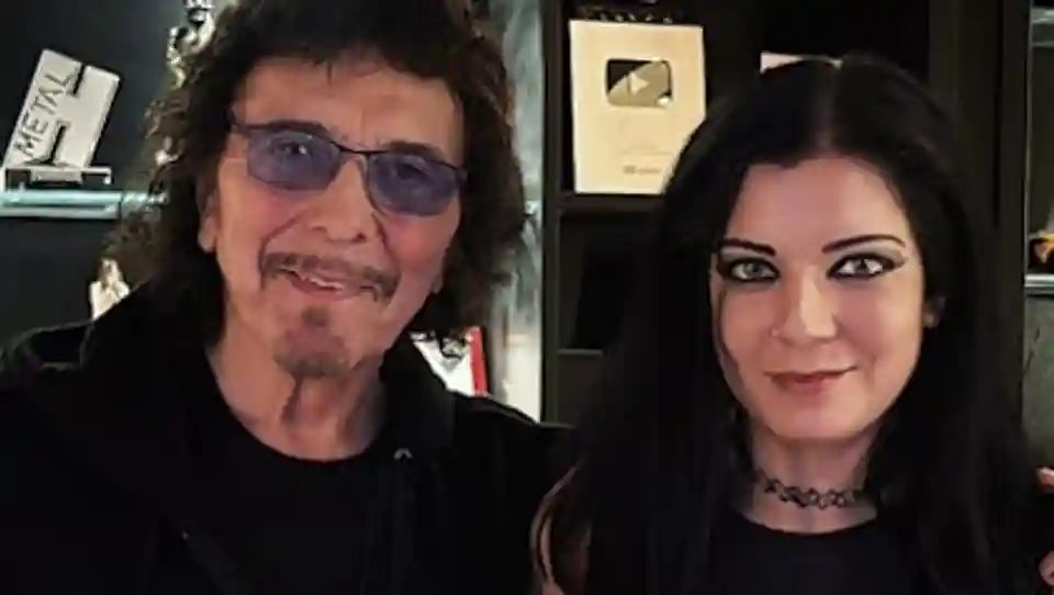 Becky Baldwin explică cum a ajuns să cânte pe noul album solo al lui Tony Iommi