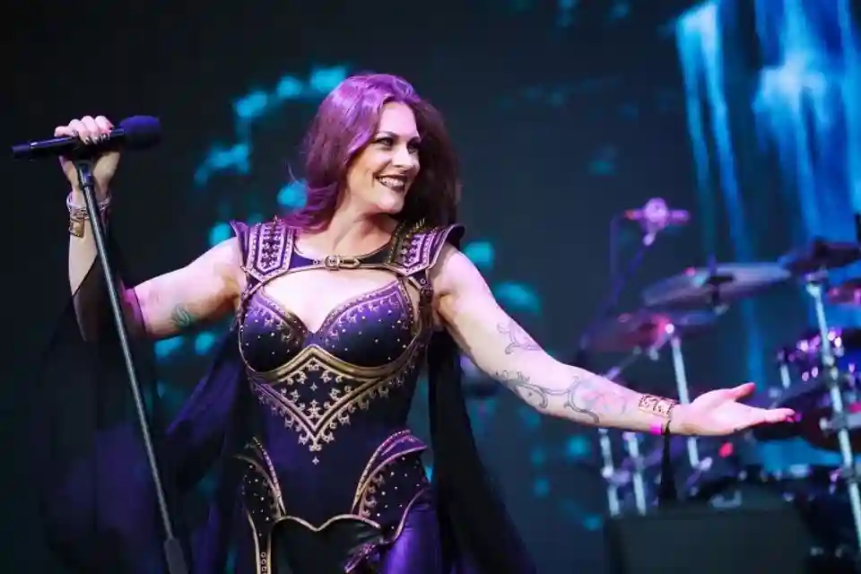 Floor Jansen lansează al treilea single de pe noul album solo