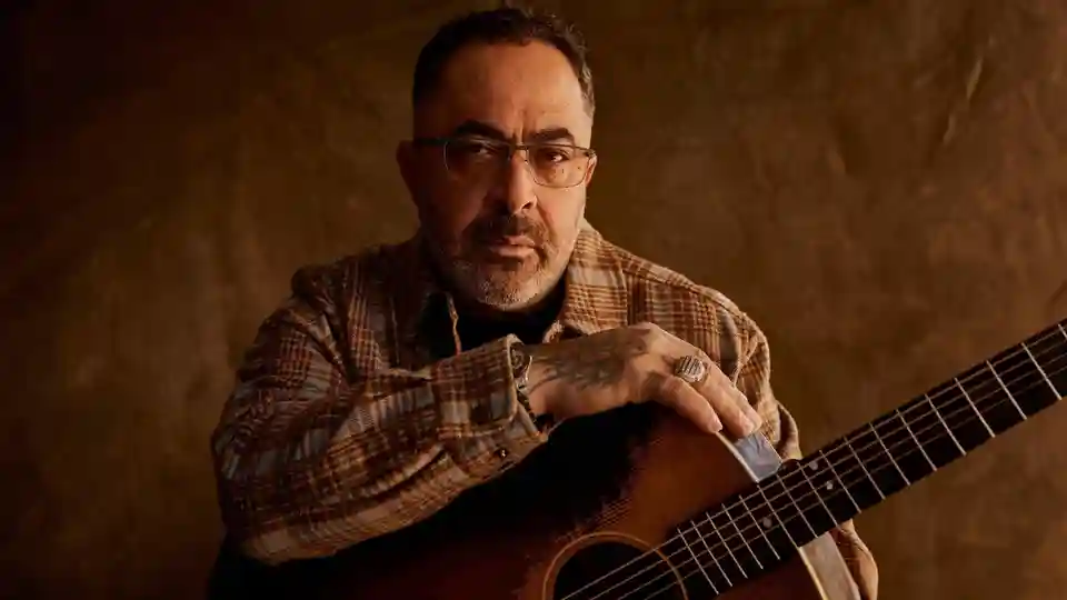 Aaron Lewis discută despre succesul trupei Staind și noul album