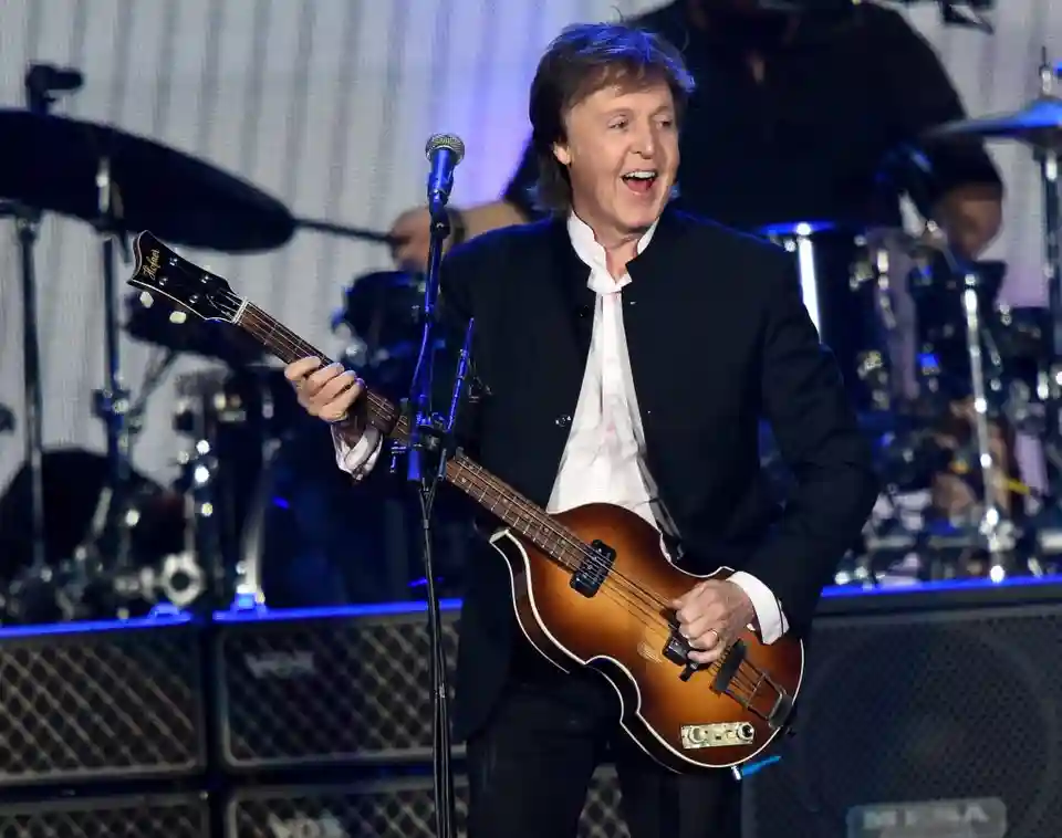 Recenzia concertului susținut de Paul McCartney la festivalul Desert Trip în 2016