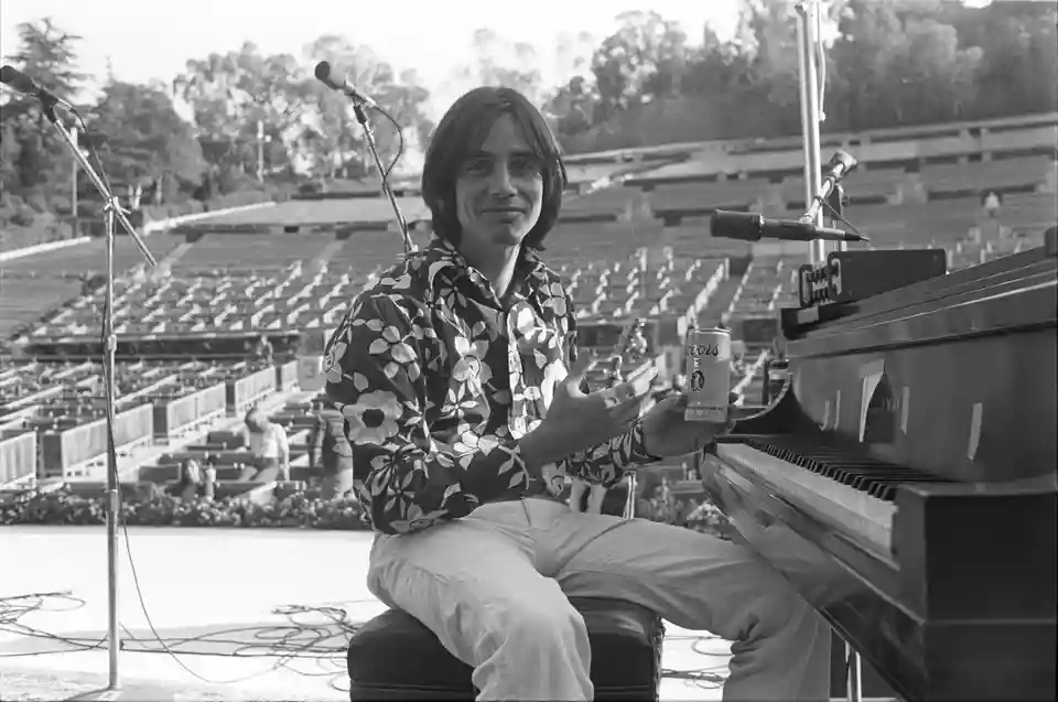 Jackson Browne: O selecție de 10 piese esențiale din discografia artistului