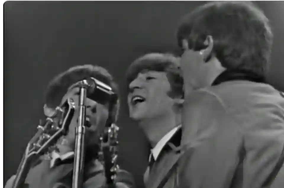 Analiza performanțelor vocale ale lui John Lennon în perioada Beatles