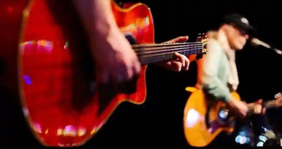Recenzie: Elliott Murphy lansează albumul live „Le Havre Live”