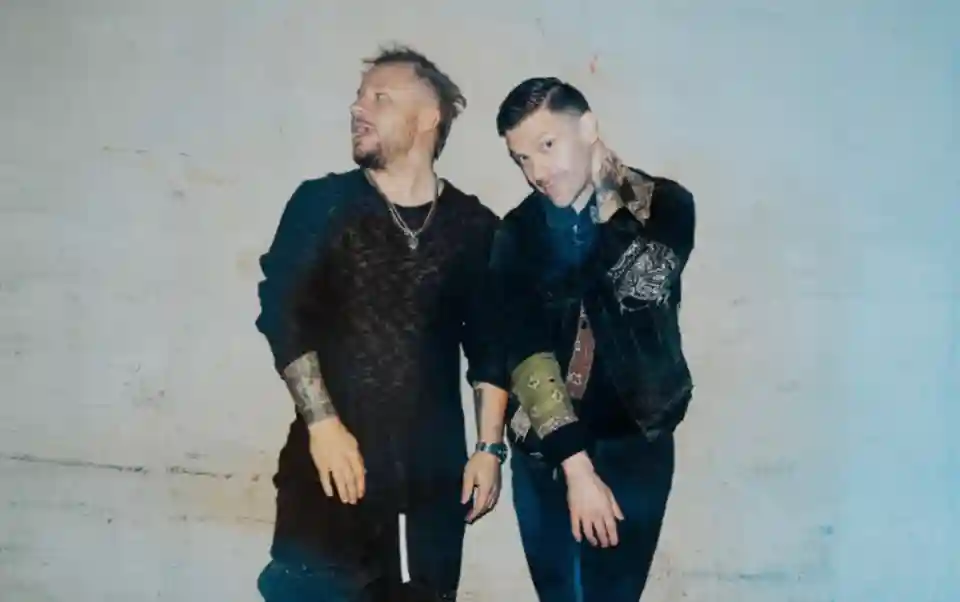 Duo-ul Smith & Myers (Shinedown) anunță un turneu pentru perioada 2026-2027
