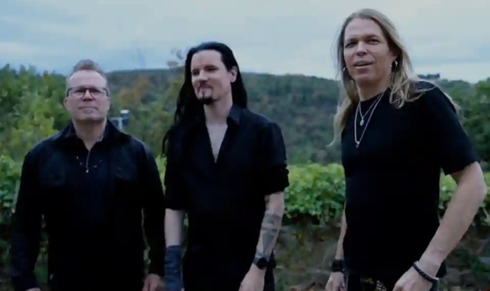 Apocalyptica a primit certificări de aur și dublu platină în Statele Unite