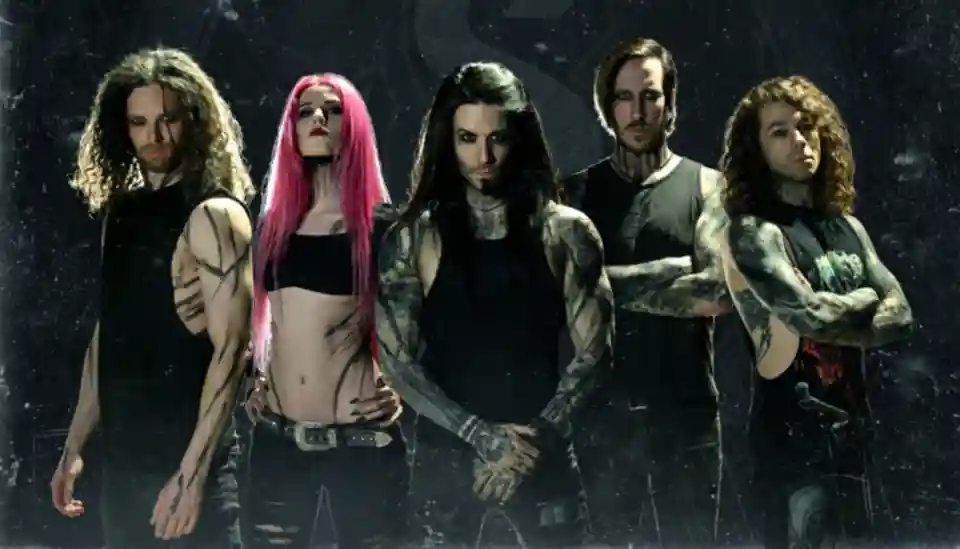 Starkill lansează single-ul și videoclipul „Death On Display”