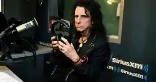 Alice Cooper explică celebrul incident cu puiul din Toronto
