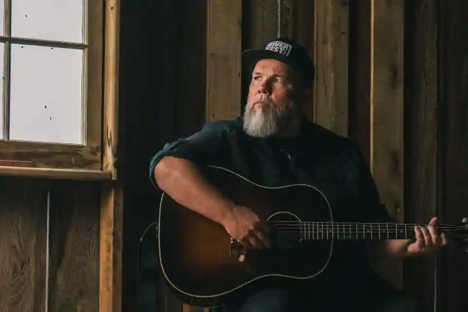 René Huard lansează noul single „Tail Waggin'” și oferă detalii despre album