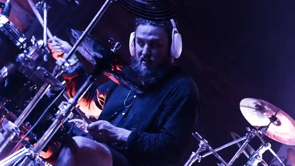 Navene Koperweis (Entheos) continuă turneul în ciuda unei fracturi la gleznă