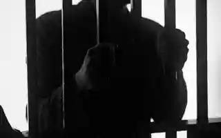 Dilema unui muzician: înlocuirea colegului de trupă aflat la închisoare