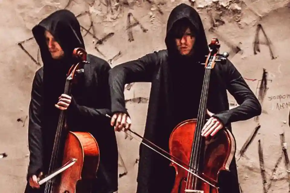 RockCellos prezintă hituri rock interpretate la violoncel pe 13 noiembrie