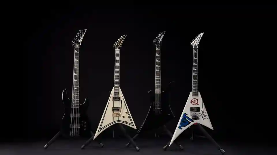 Jackson lansează seria Legend cu modele signature pentru Scott Ian, Marty Friedman și alții