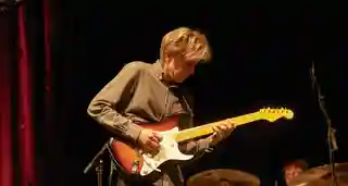 Tehnici pentru un solo de blues-rock în stilul lui Eric Johnson