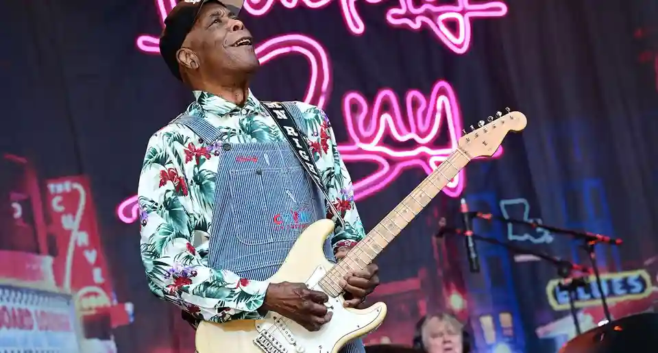 Buddy Guy și influența sa majoră asupra evoluției chitarei blues