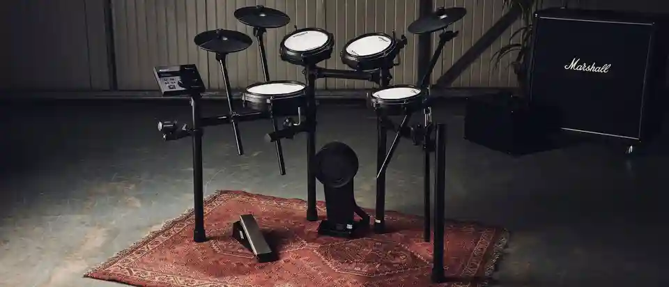 Recenzie: Roland TD-07DMK2, un set de tobe electronice pentru începători