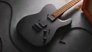 Recenzie pentru chitara electrică Harley Benton Fusion-T II EMG MN HT SBK