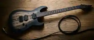 Analiza chitarei cu șapte corzi Cort KX507MS Pale Moon