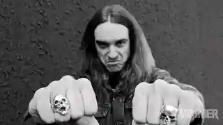 Un nou număr al revistei Metal Hammer aduce un tribut basistului Cliff Burton