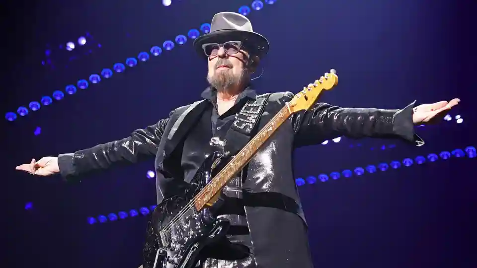 Dave Stewart vorbește despre parteneriatul cu Annie Lennox și cariera sa muzicală