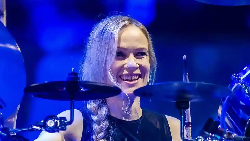 Anika Nilles despre adaptarea tehnicii pentru repertoriul Rush în turneul Fifty Something