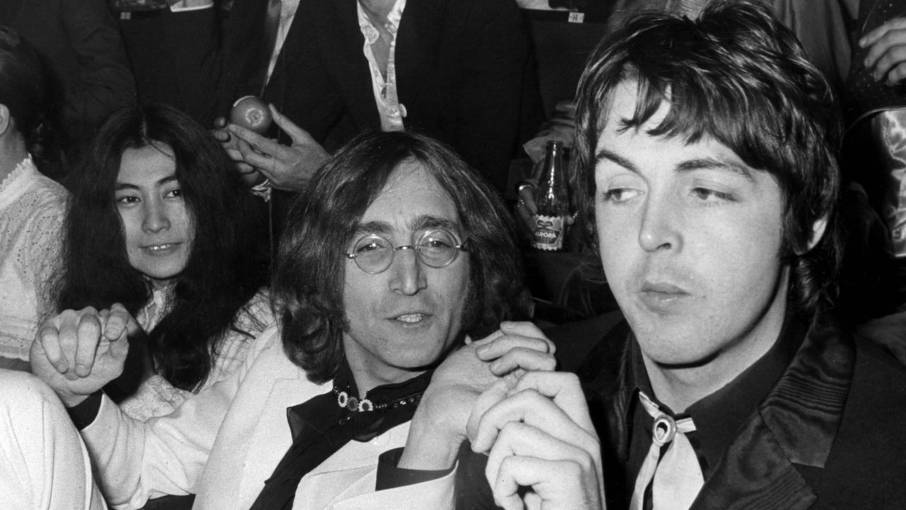 Hunter Davies publică o nouă carte despre primii ani ai trupei The Beatles