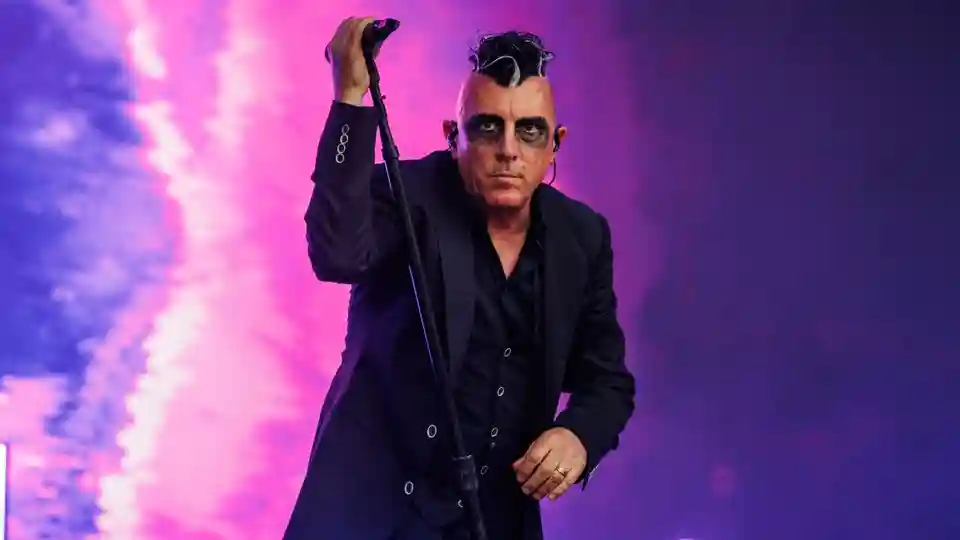 Maynard James Keenan (Tool) exclude posibilitatea pensionării după o operație la șold