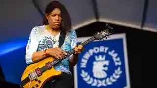 Stanley Jordan lucrează la un album de metal folosind chitara ESP a lui James Hetfield