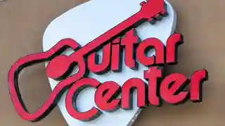 Guitar Center recrutează chitariști pentru testarea noii linii proprii de instrumente