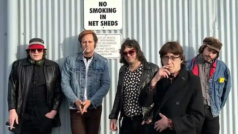 Flamin' Groovies pornesc într-un turneu aniversar în Marea Britanie