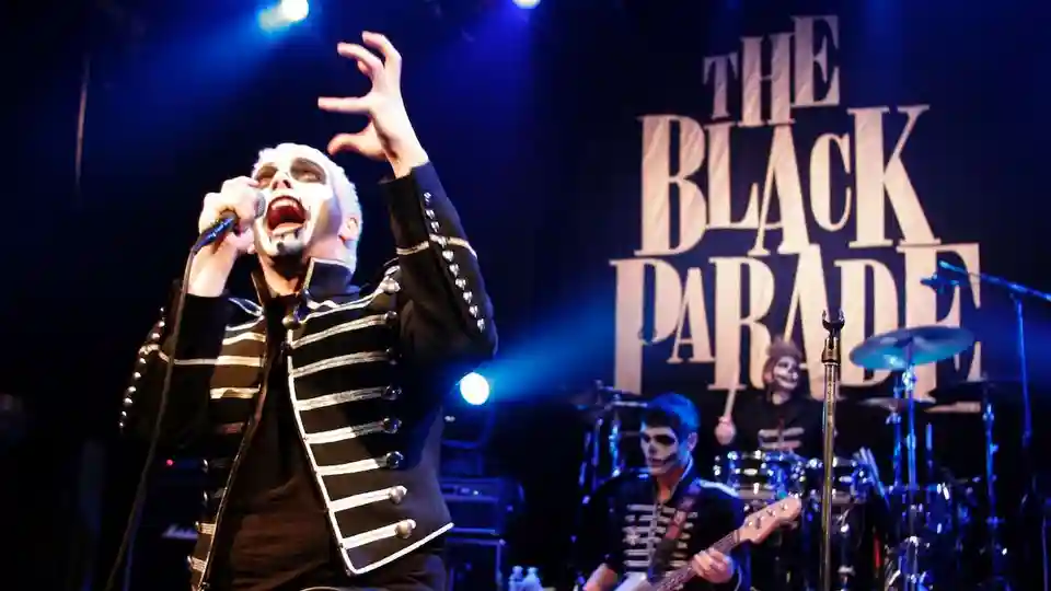 Povestea din spatele albumului The Black Parade al trupei My Chemical Romance
