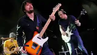Bruce Soord despre depășirea tracului de scenă în trupa The Pineapple Thief