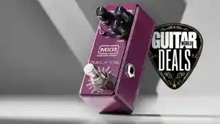 Pedala MXR Custom Shop Duke of Tone este disponibilă la reducere pe Amazon