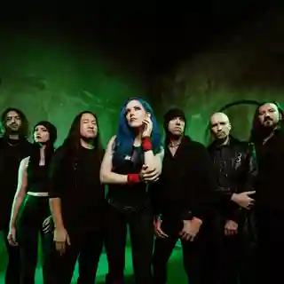 DragonForce lansează albumul cu același nume și pornește într-un turneu european