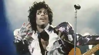 Moștenirea lui Prince lansează albumul „Timeless” la 10 ani de la deces