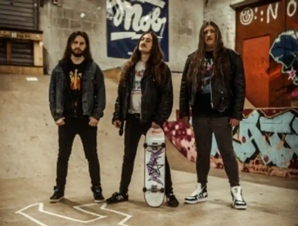 INSOMNIAK lansează videoclipul pentru piesa „Perpetual Persecution”