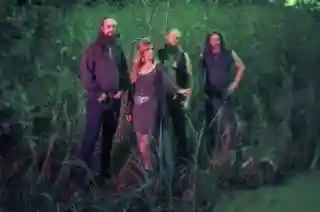 Smoulder lansează single-ul „Crush The Neophytes”