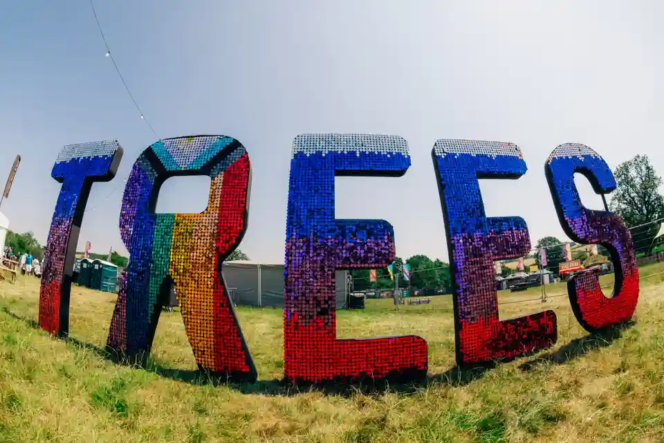Recenzie: Atmosfera și momentele cheie de la 2000trees Festival 2026