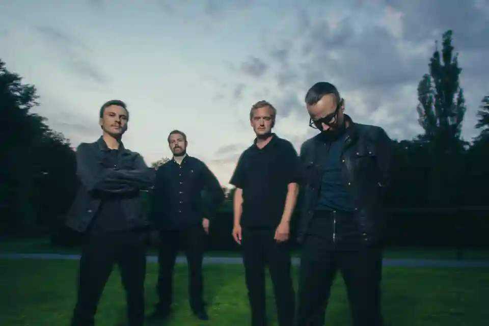 Greyscale Season anunță noul album „The Weight Of Things We Cannot Touch”