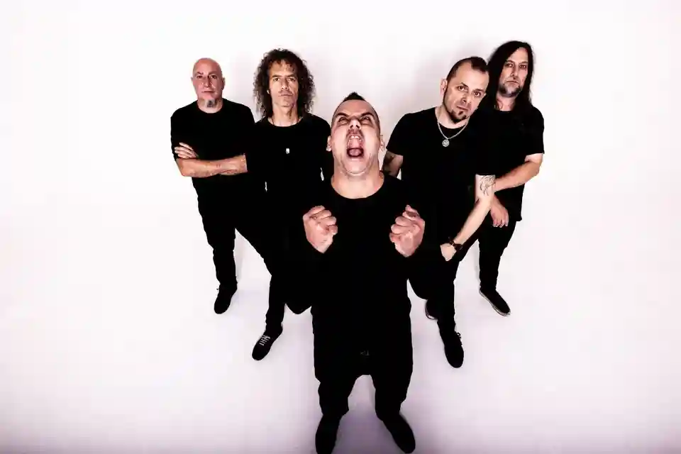 Breed 77 anunță lansarea noului album, VII