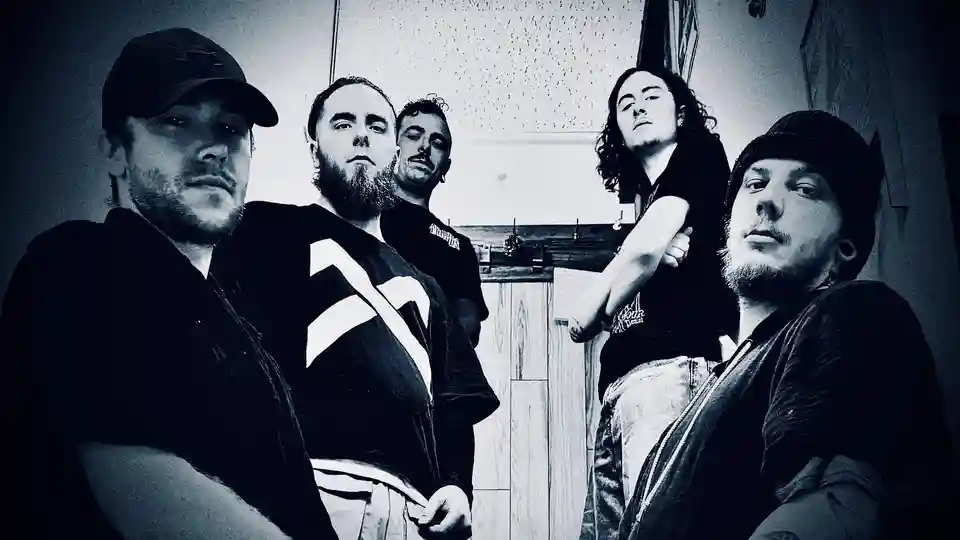 Trupa canadiană Halcyon Drift lansează single-ul de debut „I Made Do”