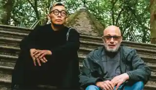 Howie B și Hiraki Sawa prezintă proiectul „3 Sticks” la Gamla Bíó