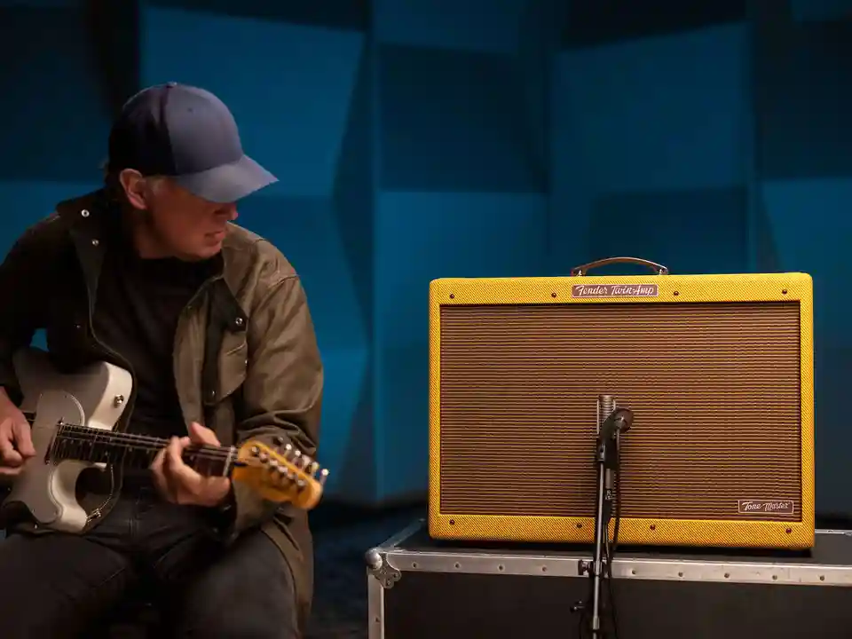 Joe Bonamassa lansează amplificatorul Tone Master '59 Twin-Amp JB Edition cu Fender
