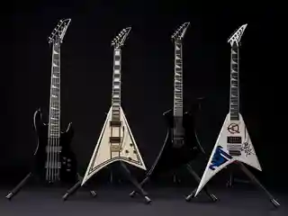 Jackson lansează seria de chitare Legends dedicată artiștilor Randy Rhoads, Marty Friedman, Scott Ian și David Ellefson