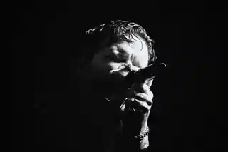 Anberlin lansează single-ul Trenches în colaborare cu Switchfoot